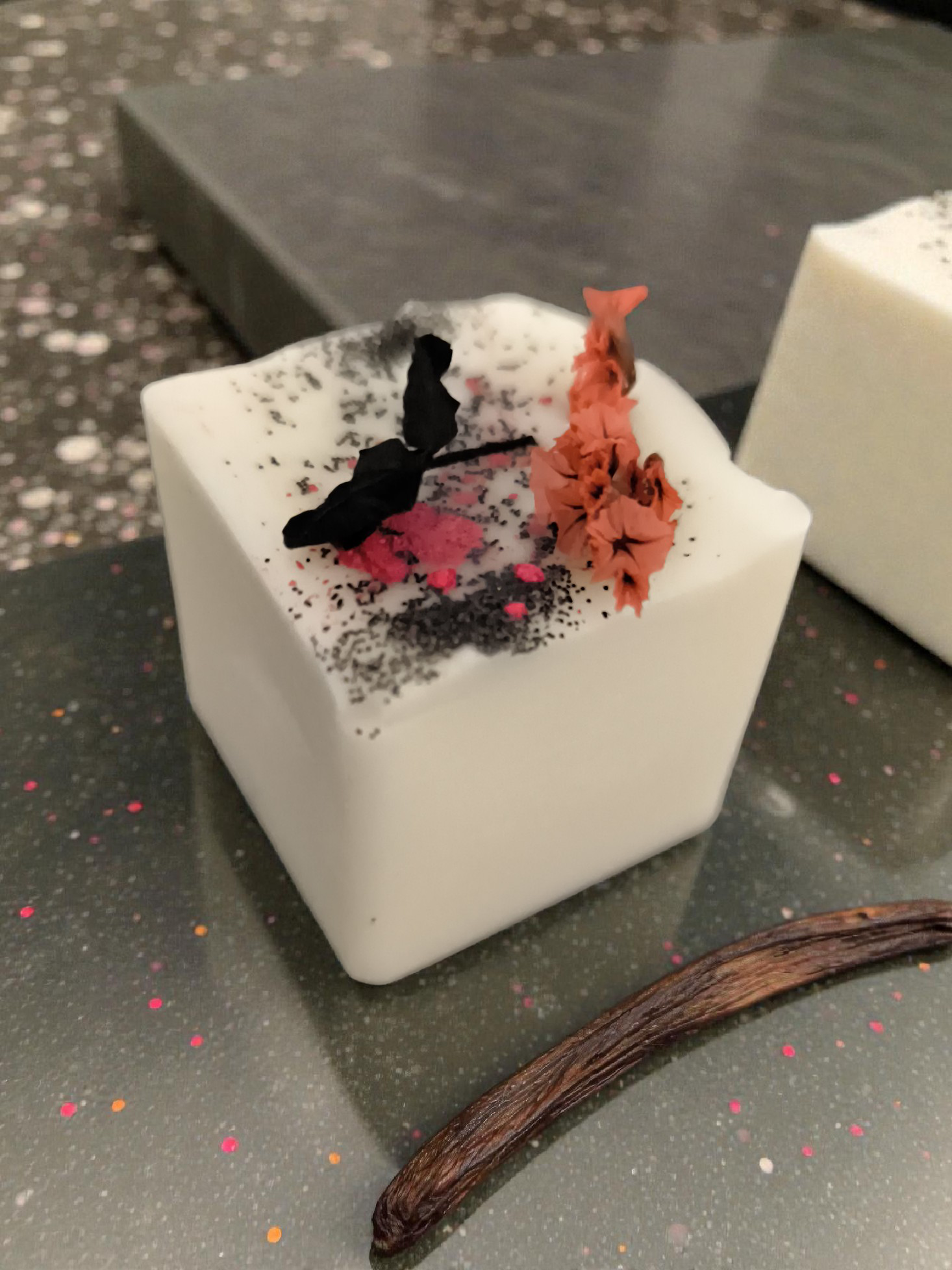 Fondant Parfumé — Framboise Noire Vanille (≈ 35 g)